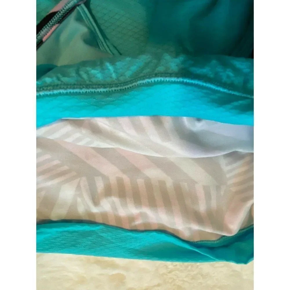 IVIVVA By Lululemon Girls Double Dutch TANK TOP 12‎